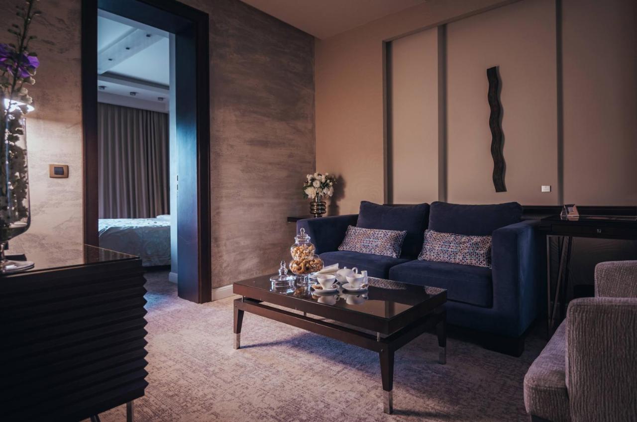 Boutique Townhouse 27 Hotel 4*